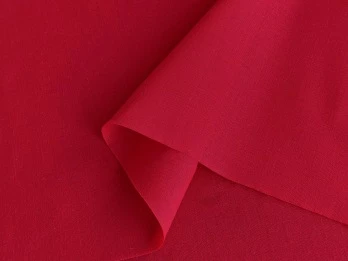 Батист — історія походження тканини, її характеристики та особливості застосування